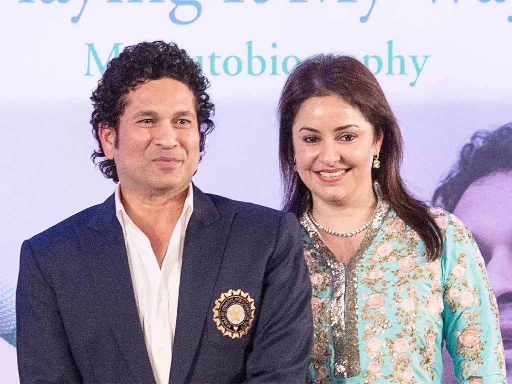 Sachin Tendulkar and his wife 